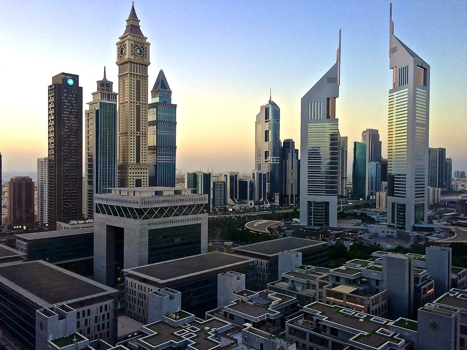 Emirates Towers in Dubai at dawn, representing UAE corporate tax registration deadlines and the AED 10,000 late-registration penalty for free zone companies