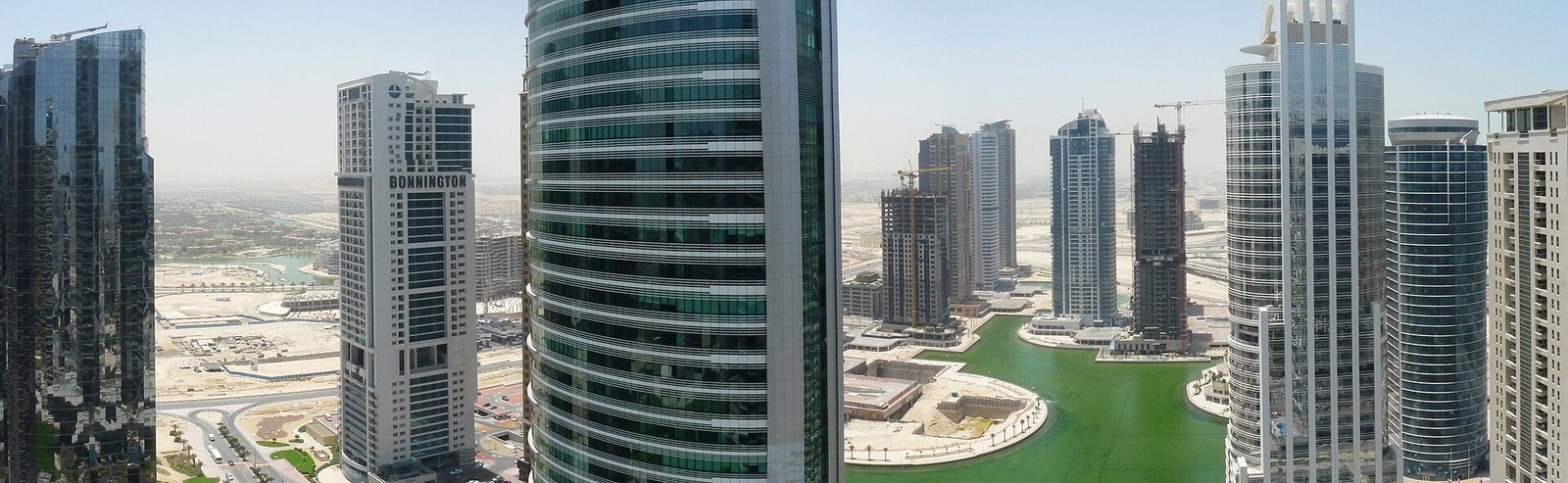 Jumeirah Lakes Towers, the DMCC free zone district in Dubai, where UAE free zone UBO compliance obligations apply to every licensed company